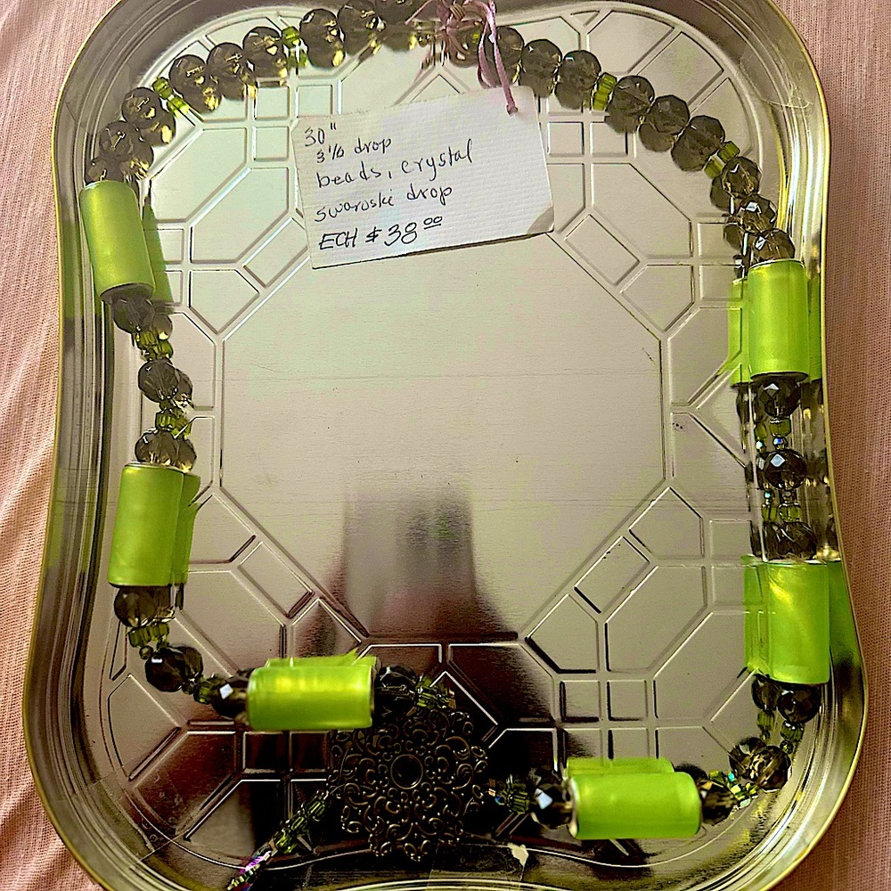 Green and Black beaded necklace